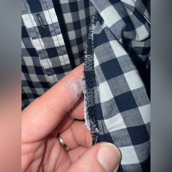 J.CREW Classic NAVY and White Checkered Women’s Shirt Size Small - Picture 2 of 10